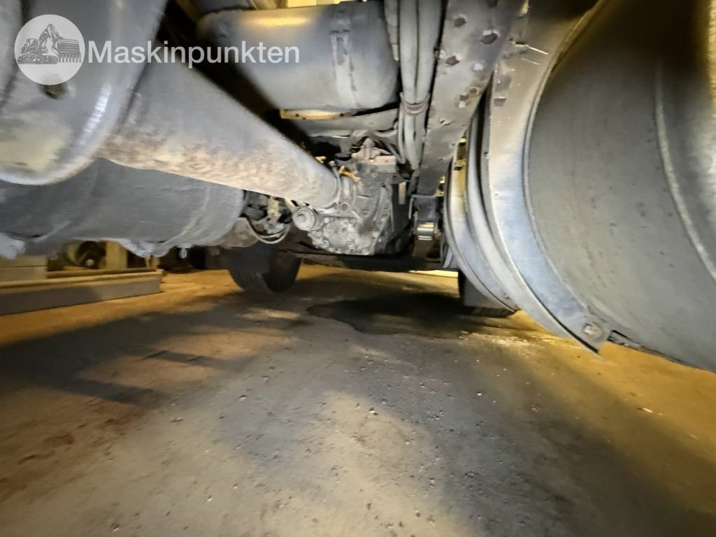 Hook lift Volvo FM 400-480 krokbil: gambar 41