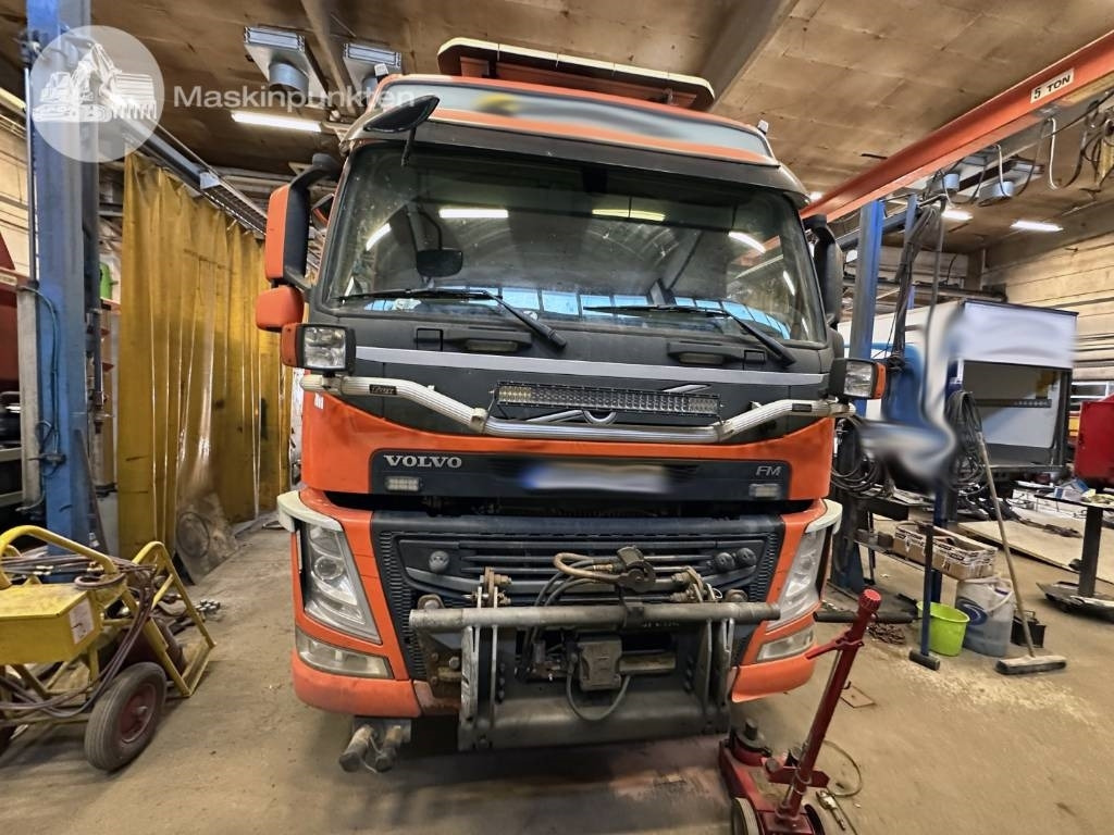Volvo FM 460 LAXO TMA - Pengangkut kontainer/ Container truck: gambar 2 Volvo FM 460 LAXO TMA - Pengangkut kontainer/ Container truck: gambar 2