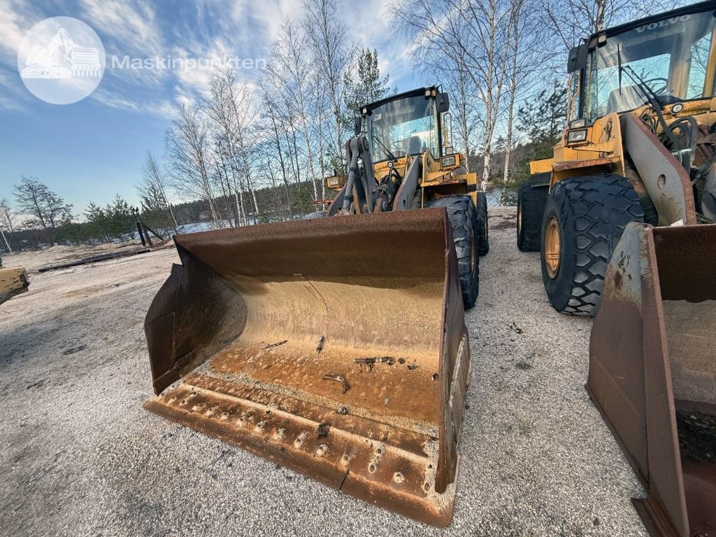Volvo L 120 C - Wheel loader: gambar 2 Volvo L 120 C - Wheel loader: gambar 2