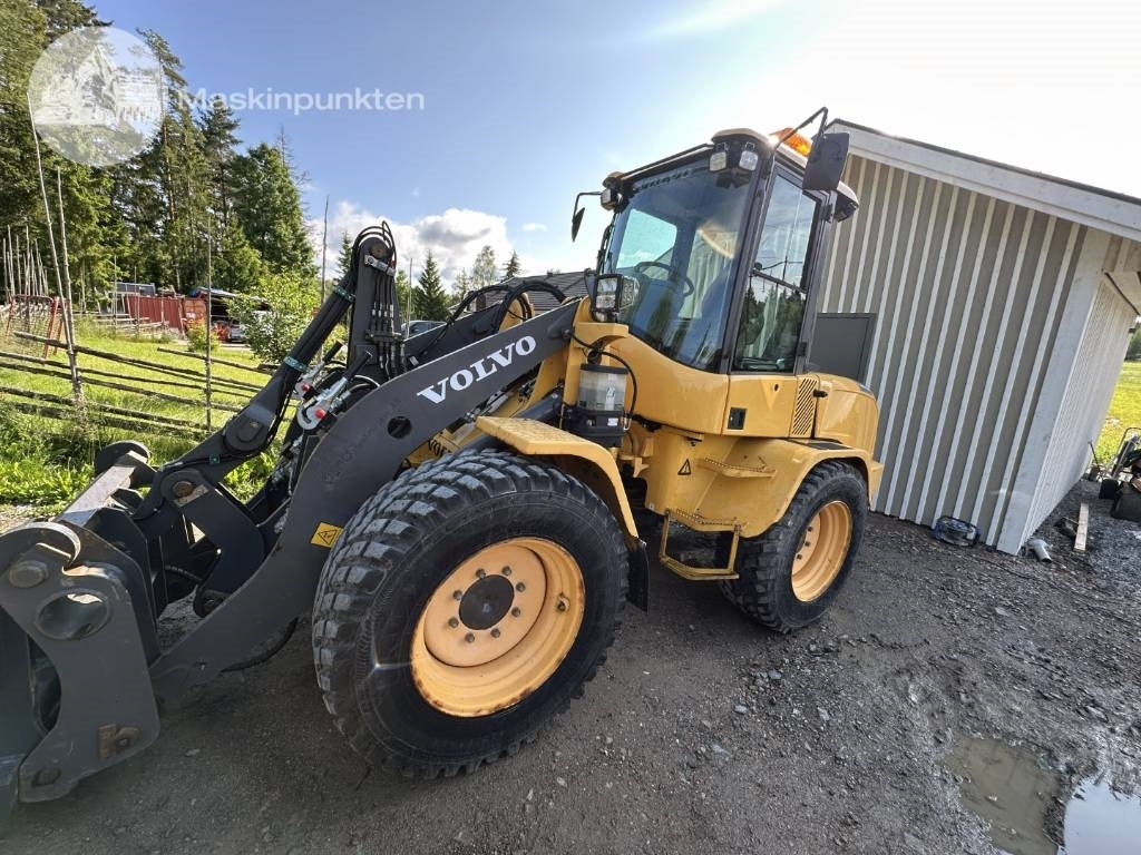 Volvo L 35 G - Wheel loader: gambar 1 Volvo L 35 G - Wheel loader: gambar 1