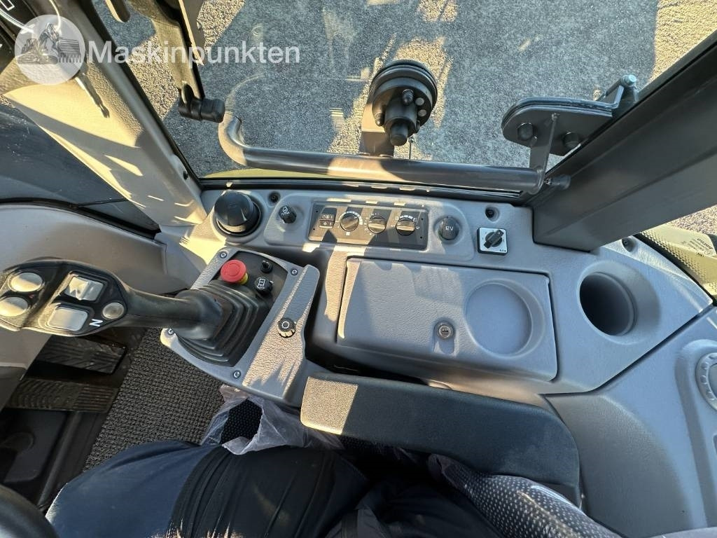 Wheel loader Volvo L 45 H: gambar 17