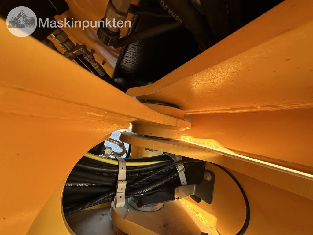 Wheel loader Volvo L 45 H: gambar 42