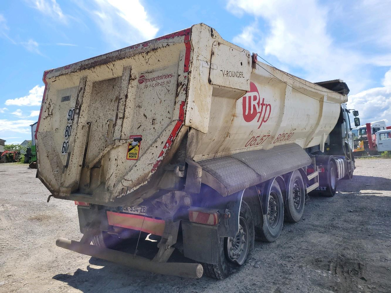 LOUAULT BENNE TP SR39 - Semi-trailer jungkit: gambar 4 LOUAULT BENNE TP SR39 - Semi-trailer jungkit: gambar 4