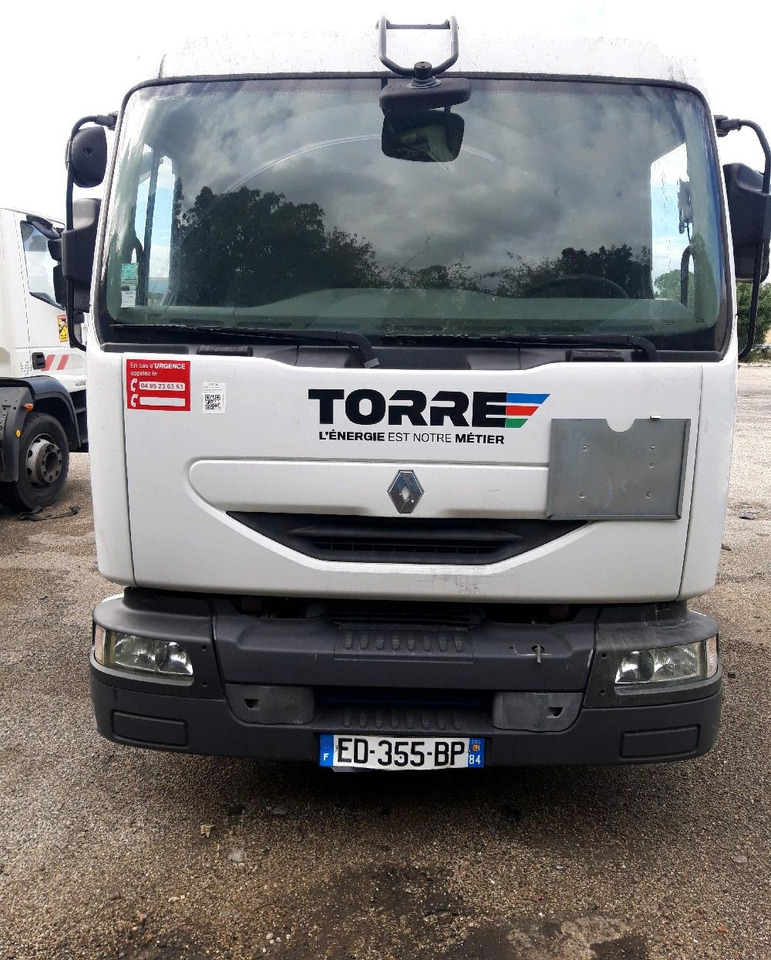 RENAULT MIDLUM CITERNE 7500 - Truk tangki: gambar 2 RENAULT MIDLUM CITERNE 7500 - Truk tangki: gambar 2