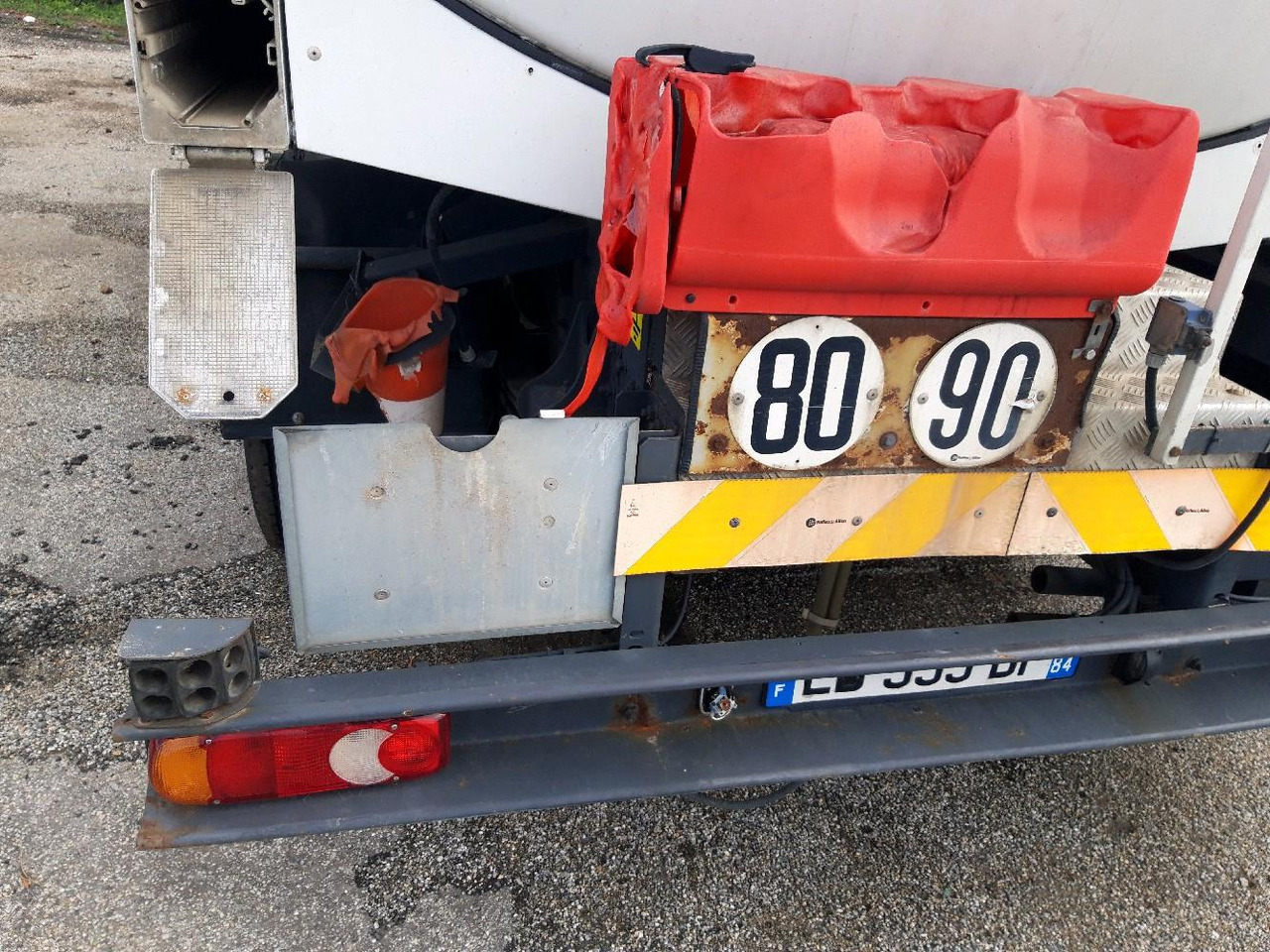 Truk tangki RENAULT MIDLUM CITERNE 7500: gambar 6