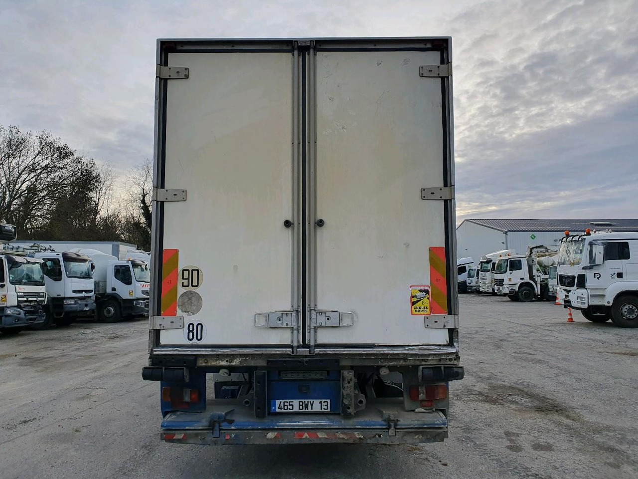 RENAULT PREMIUM - Truk berpendingin: gambar 5 RENAULT PREMIUM - Truk berpendingin: gambar 5
