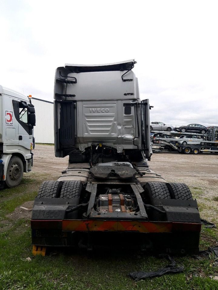 IVECO STRALIS 460 E6 - Tractor head: gambar 5 IVECO STRALIS 460 E6 - Tractor head: gambar 5