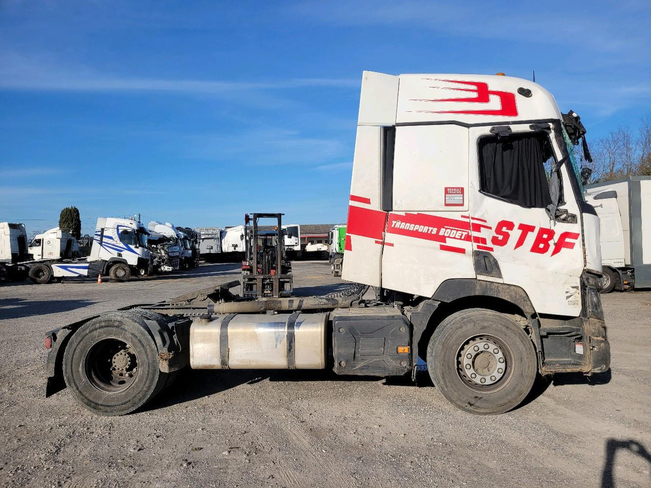 RENAULT T 480 - Tractor head: gambar 3 RENAULT T 480 - Tractor head: gambar 3