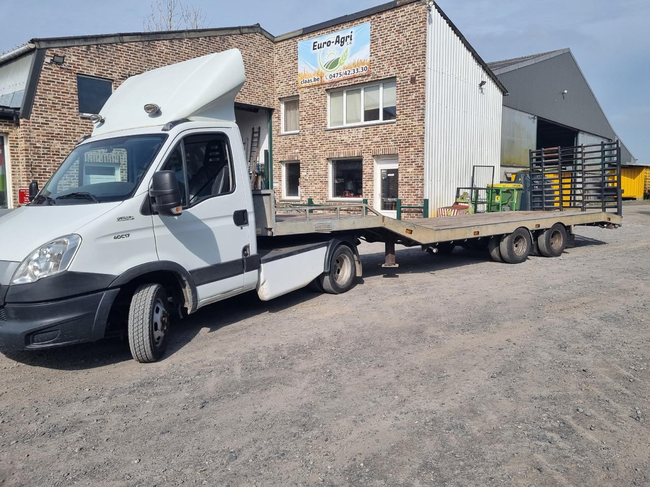 IVECO 40C35 - Tractor head: gambar 2 IVECO 40C35 - Tractor head: gambar 2