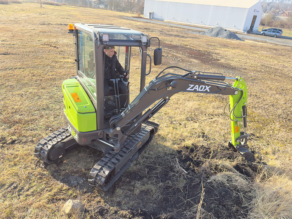 ZAOX ZA28A - Ekskavator mini: gambar 1 ZAOX ZA28A - Ekskavator mini: gambar 1