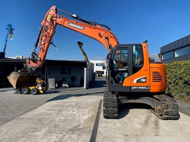 Doosan DX140 LCR-5 - Ekskavator perayap: gambar 5 Doosan DX140 LCR-5 - Ekskavator perayap: gambar 5