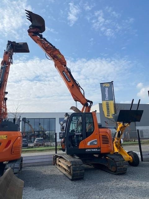 Doosan DX140 LCR-5 - Ekskavator perayap: gambar 3 Doosan DX140 LCR-5 - Ekskavator perayap: gambar 3