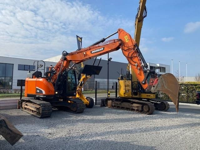 Doosan DX140 LCR-5 - Ekskavator perayap: gambar 1 Doosan DX140 LCR-5 - Ekskavator perayap: gambar 1