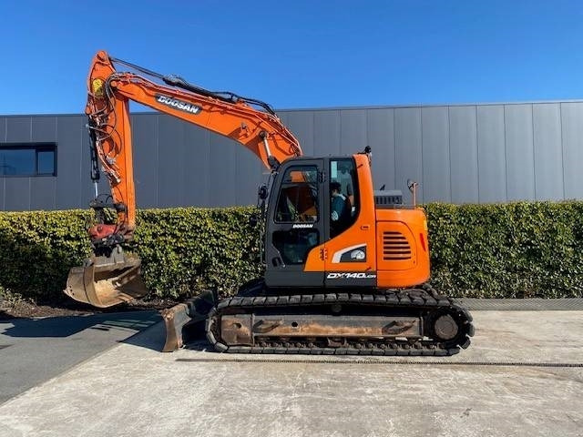 Doosan DX140LCR-5 - Ekskavator perayap: gambar 4 Doosan DX140LCR-5 - Ekskavator perayap: gambar 4