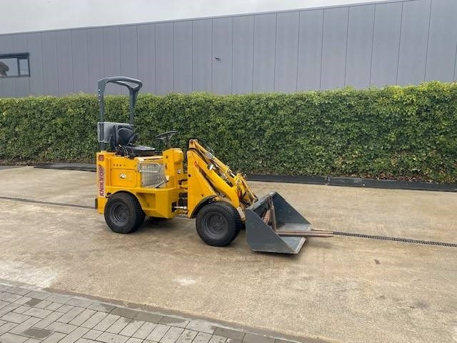 Knikmops KM 100 - Wheel loader: gambar 2 Knikmops KM 100 - Wheel loader: gambar 2