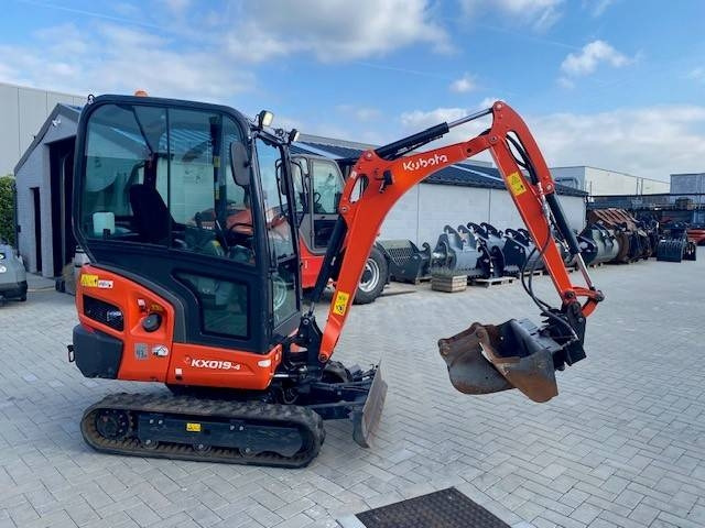Kubota KX 019-4 - Ekskavator mini: gambar 1 Kubota KX 019-4 - Ekskavator mini: gambar 1