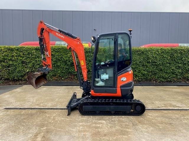 Ekskavator mini Kubota U 27-4: gambar 12
