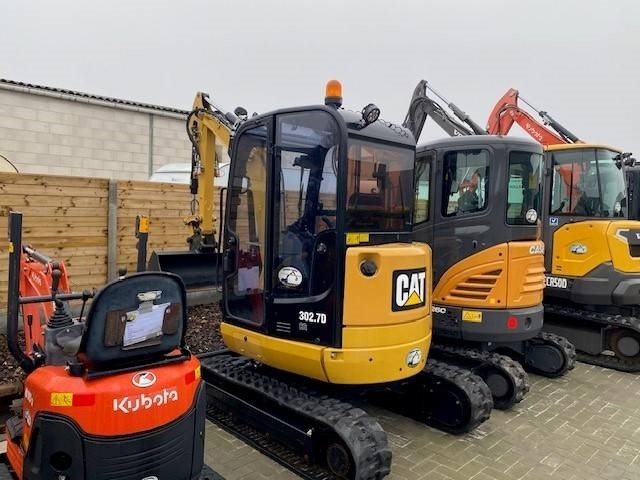 Ekskavator mini Kubota U 27-4: gambar 22