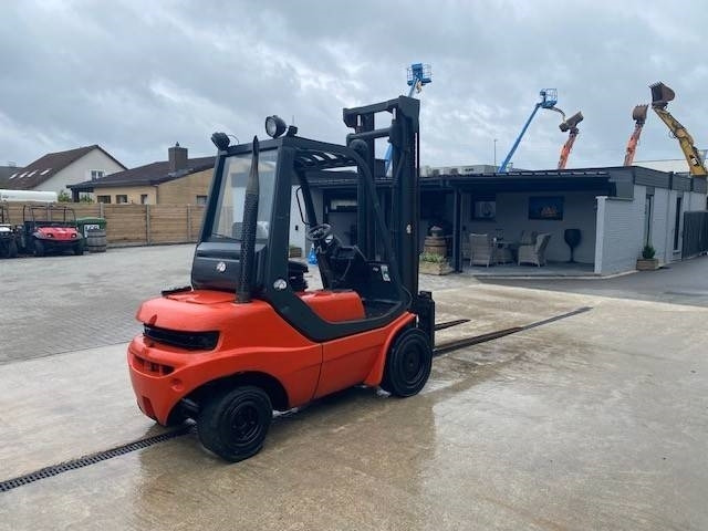 Linde H 30 D-03 - Forklift diesel: gambar 3 Linde H 30 D-03 - Forklift diesel: gambar 3