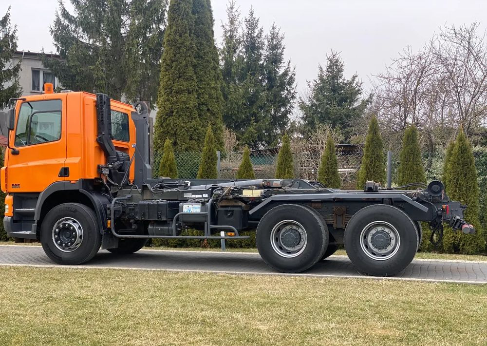 DAF CF 85.340 6X4 MANUAL - Hook lift: gambar 5 DAF CF 85.340 6X4 MANUAL - Hook lift: gambar 5