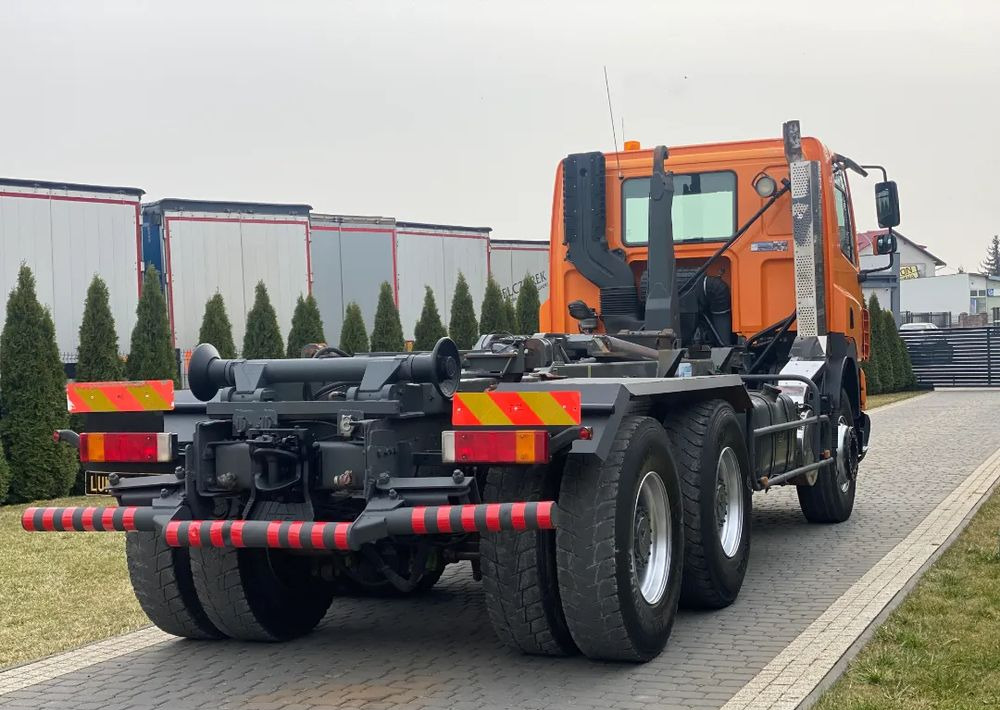 DAF CF 85.340 6X4 MANUAL - Hook lift: gambar 4 DAF CF 85.340 6X4 MANUAL - Hook lift: gambar 4