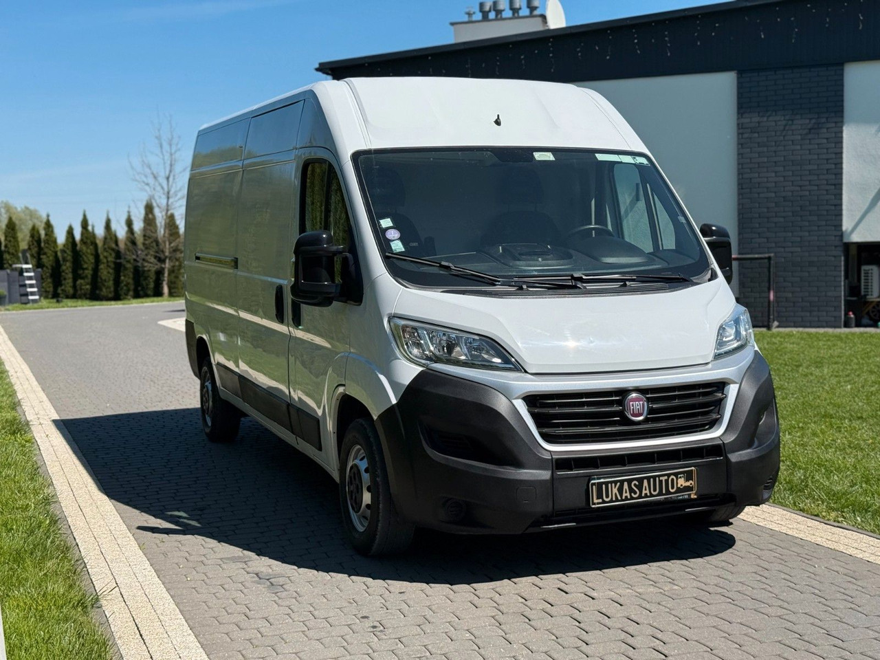Fiat DUCATO CNG MANUAL LOW KMS - Van box: gambar 3 Fiat DUCATO CNG MANUAL LOW KMS - Van box: gambar 3