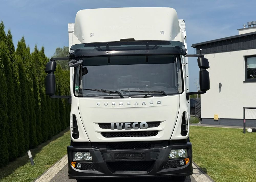 Iveco EUROCARGO 120 E22 CARRIER SUPRA 850 MT - Truk berpendingin: gambar 2 Iveco EUROCARGO 120 E22 CARRIER SUPRA 850 MT - Truk berpendingin: gambar 2