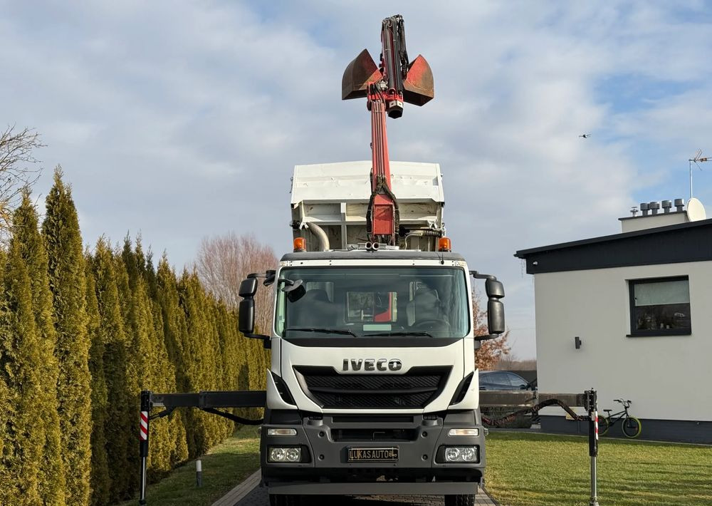 Iveco STRALIS 330 / 4x2 / FASSI F135 / WYWROTKA - Truk jungkit: gambar 2 Iveco STRALIS 330 / 4x2 / FASSI F135 / WYWROTKA - Truk jungkit: gambar 2