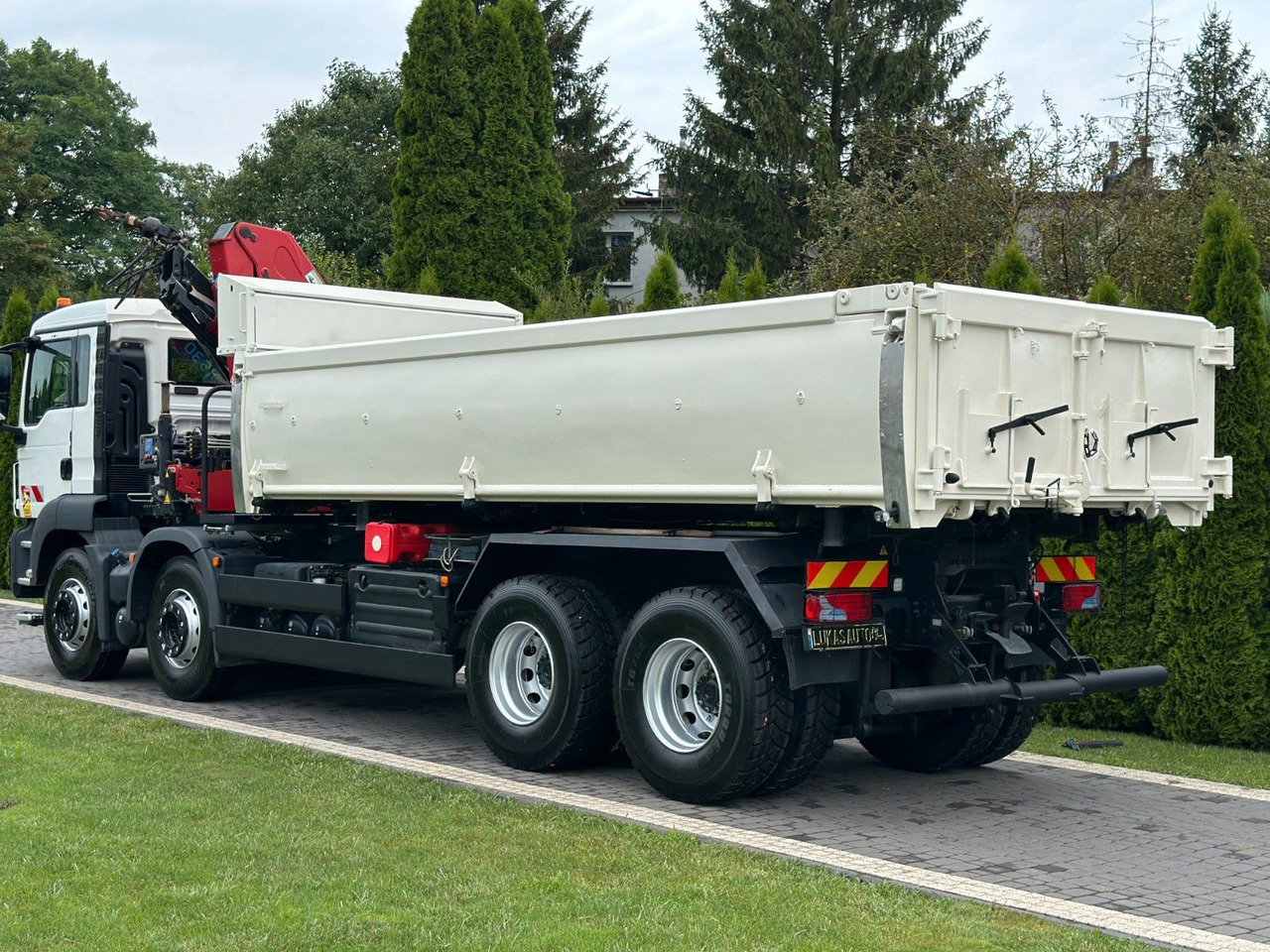 MAN TGS 440 / 8x4 /CRANE HMF 1530/ TIPPER - Truk jungkit, Truk derek: gambar 4 MAN TGS 440 / 8x4 /CRANE HMF 1530/ TIPPER - Truk jungkit, Truk derek: gambar 4