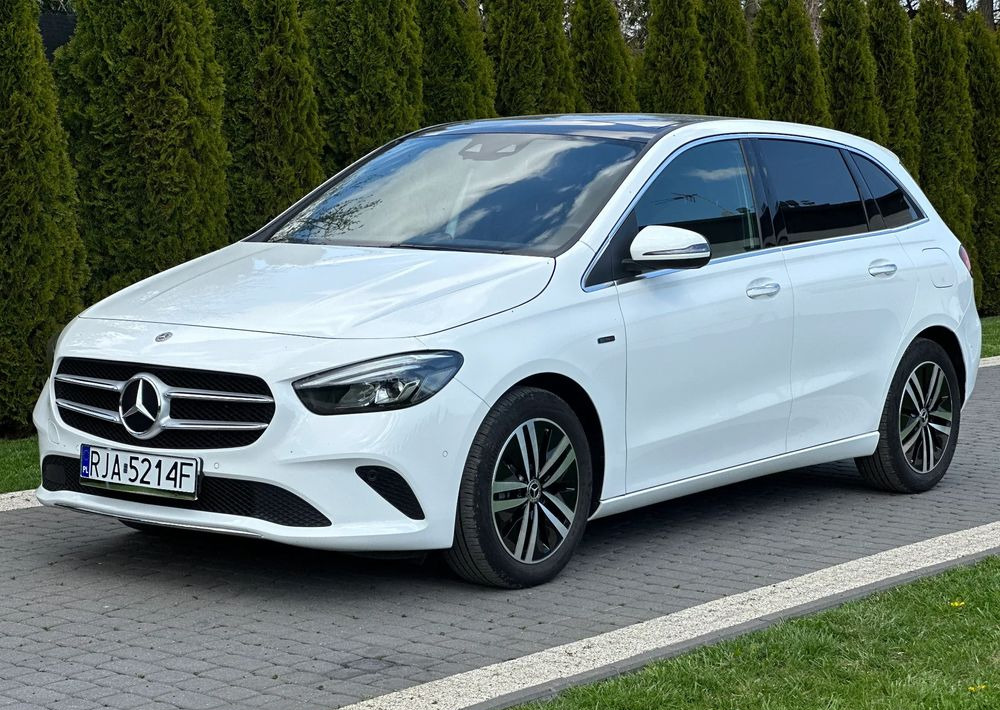 Mercedes-Benz Klasa B - Mobil sedan: gambar 1 Mercedes-Benz Klasa B - Mobil sedan: gambar 1