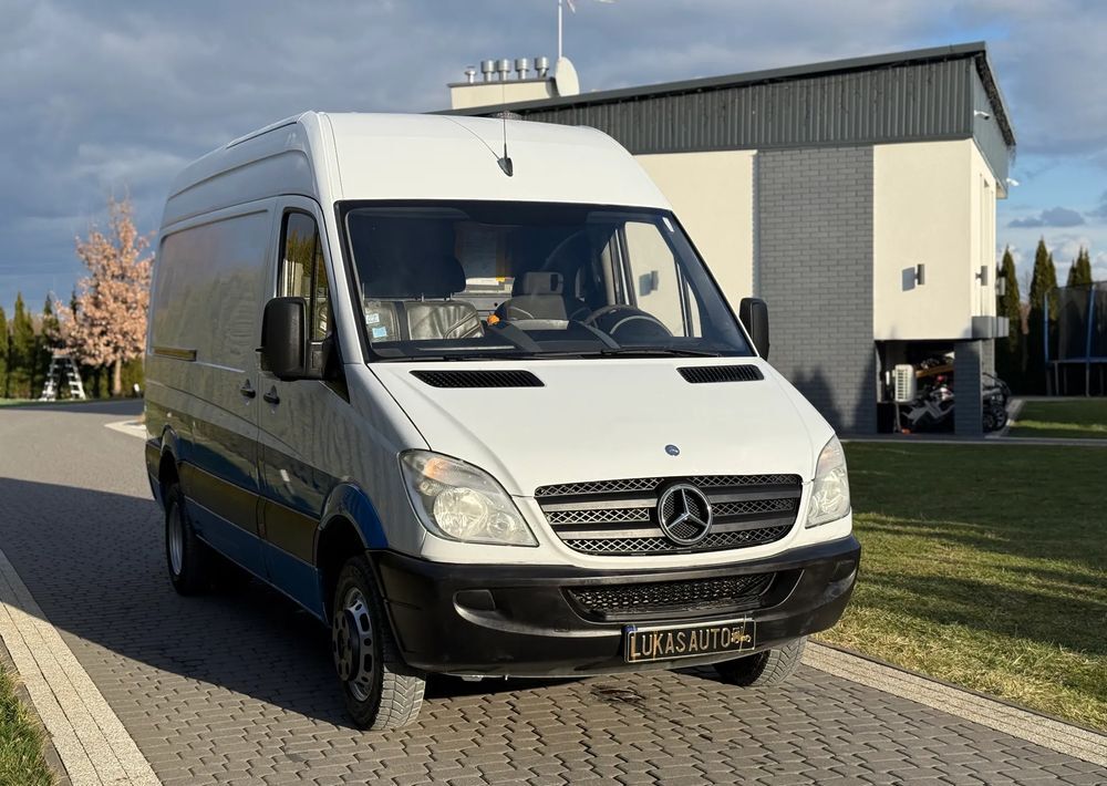 Mercedes-Benz SPRINTER 516 3,5 T MANUAL - Van panel: gambar 3 Mercedes-Benz SPRINTER 516 3,5 T MANUAL - Van panel: gambar 3