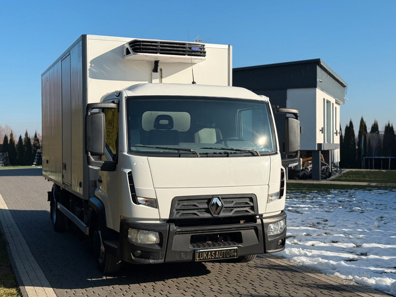 Renault D7.5 MANUAL LAMBERET CARRIER XARIOS 350 - Truk berpendingin: gambar 3 Renault D7.5 MANUAL LAMBERET CARRIER XARIOS 350 - Truk berpendingin: gambar 3