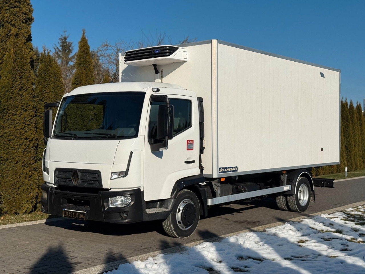 Renault D7.5 MANUAL LAMBERET CARRIER XARIOS 350 - Truk berpendingin: gambar 1 Renault D7.5 MANUAL LAMBERET CARRIER XARIOS 350 - Truk berpendingin: gambar 1