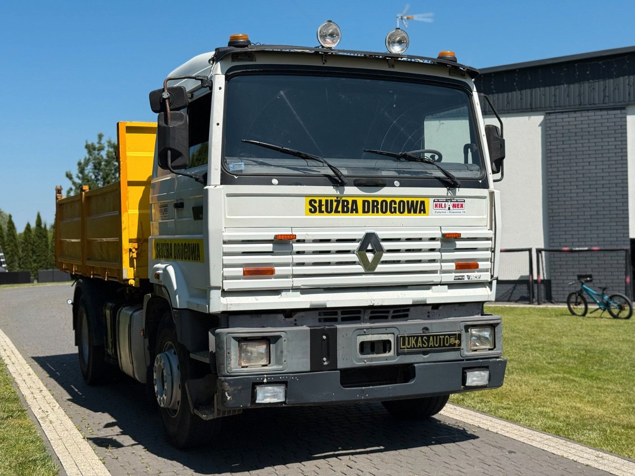 Renault MANAGER 340 TIPPER - Truk jungkit: gambar 4 Renault MANAGER 340 TIPPER - Truk jungkit: gambar 4