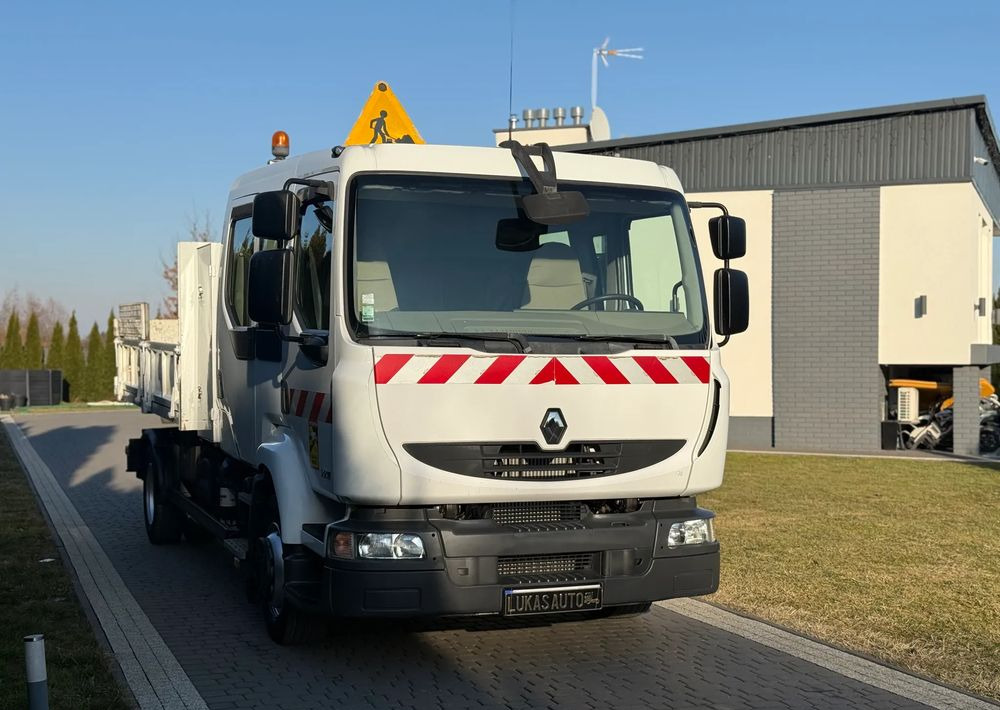 Renault MIDLUM 220 12 T WYWROTKA 6 MIEJSC - Truk jungkit: gambar 4 Renault MIDLUM 220 12 T WYWROTKA 6 MIEJSC - Truk jungkit: gambar 4