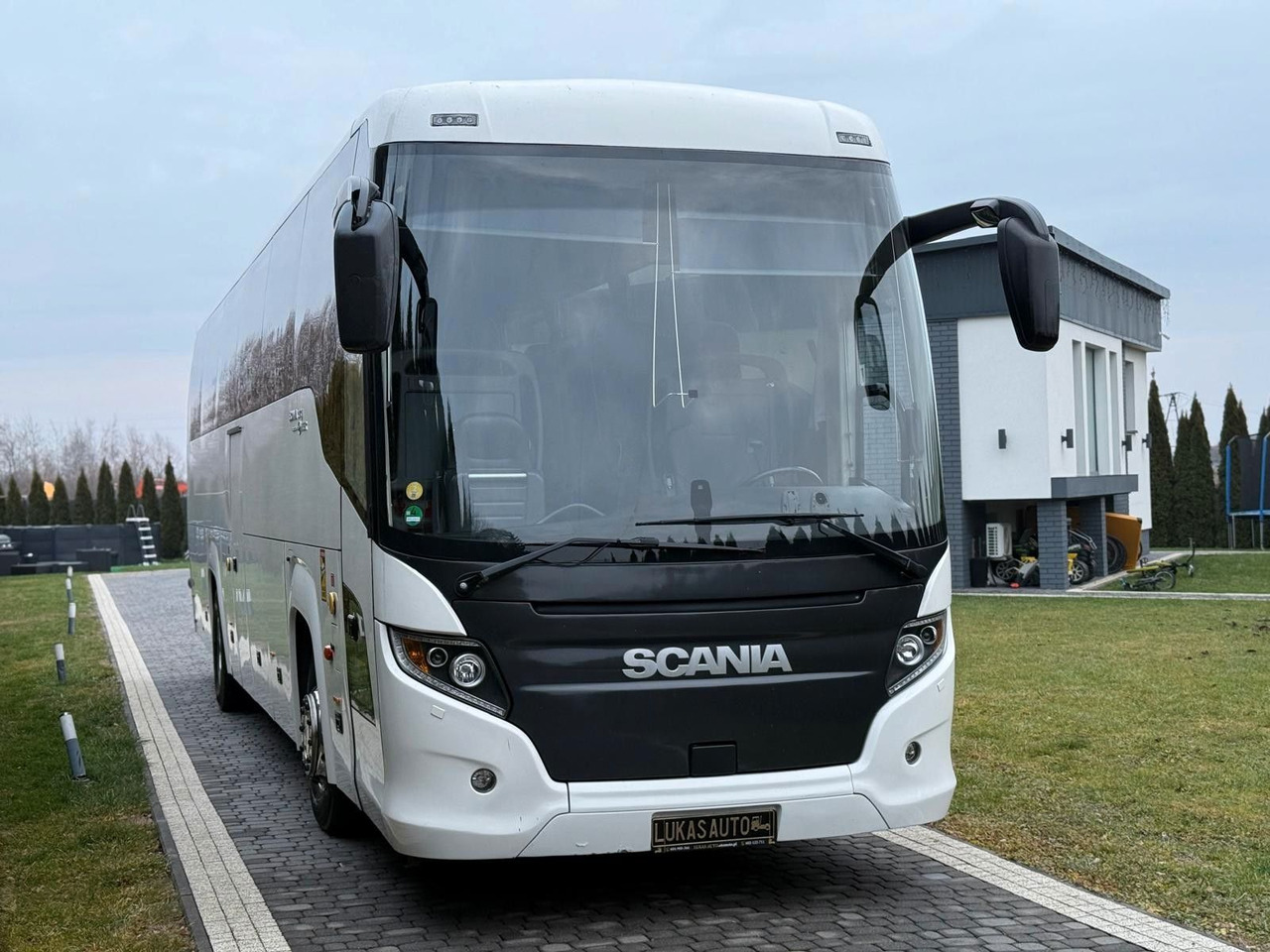 Scania TOURING HD HIGER - Bus pariwisata: gambar 1 Scania TOURING HD HIGER - Bus pariwisata: gambar 1