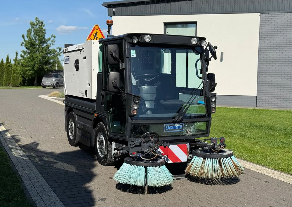 Schmidt SWINGO 200+ - Truk sampah: gambar 3 Schmidt SWINGO 200+ - Truk sampah: gambar 3