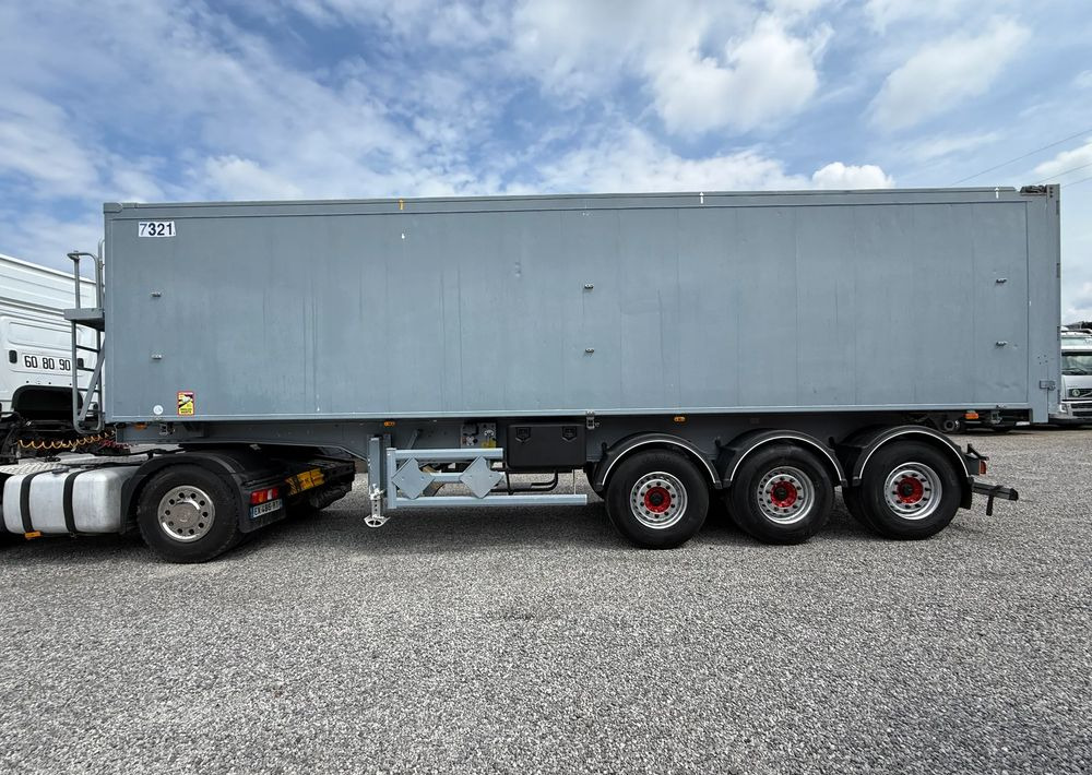 Stas 51 m3 OSIE MERCEDES PODNOSZONA OŚ - Semi-trailer jungkit: gambar 5 Stas 51 m3 OSIE MERCEDES PODNOSZONA OŚ - Semi-trailer jungkit: gambar 5
