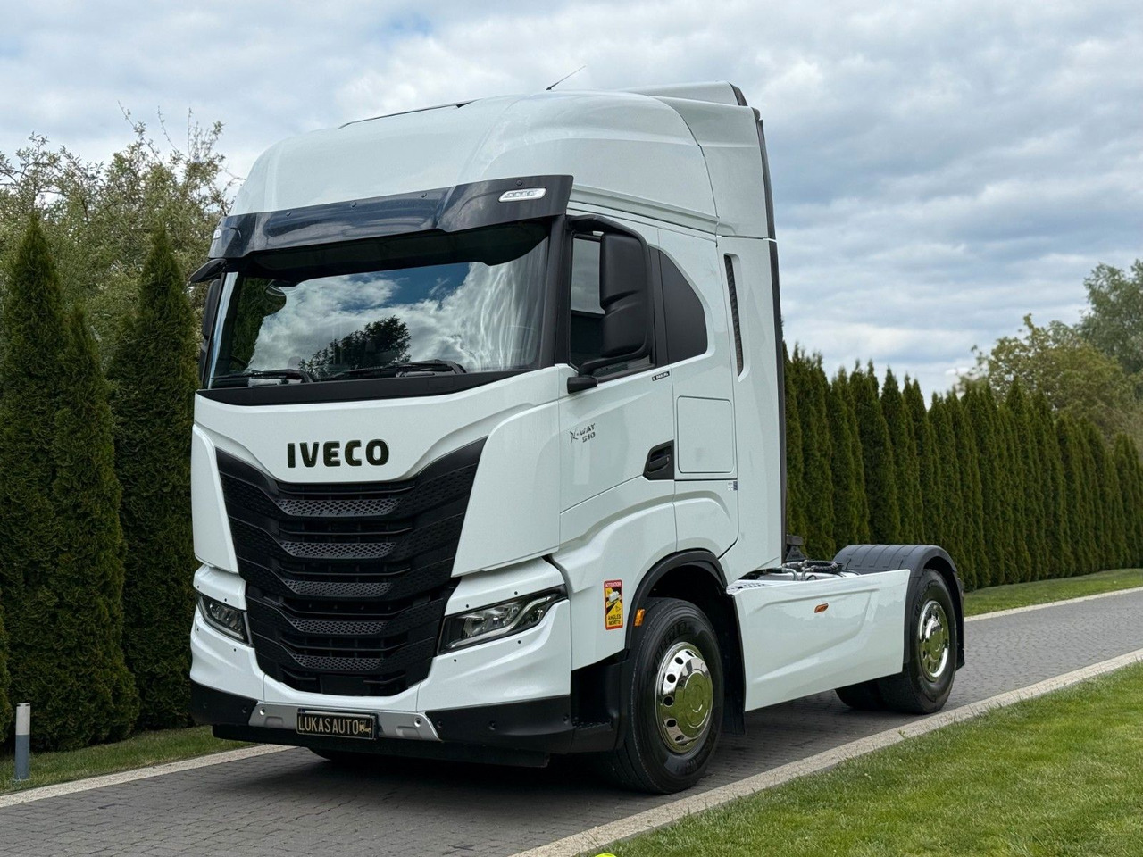 Iveco X-WAY 510 RETARDER HYDRAULIC - Tractor head: gambar 1 Iveco X-WAY 510 RETARDER HYDRAULIC - Tractor head: gambar 1