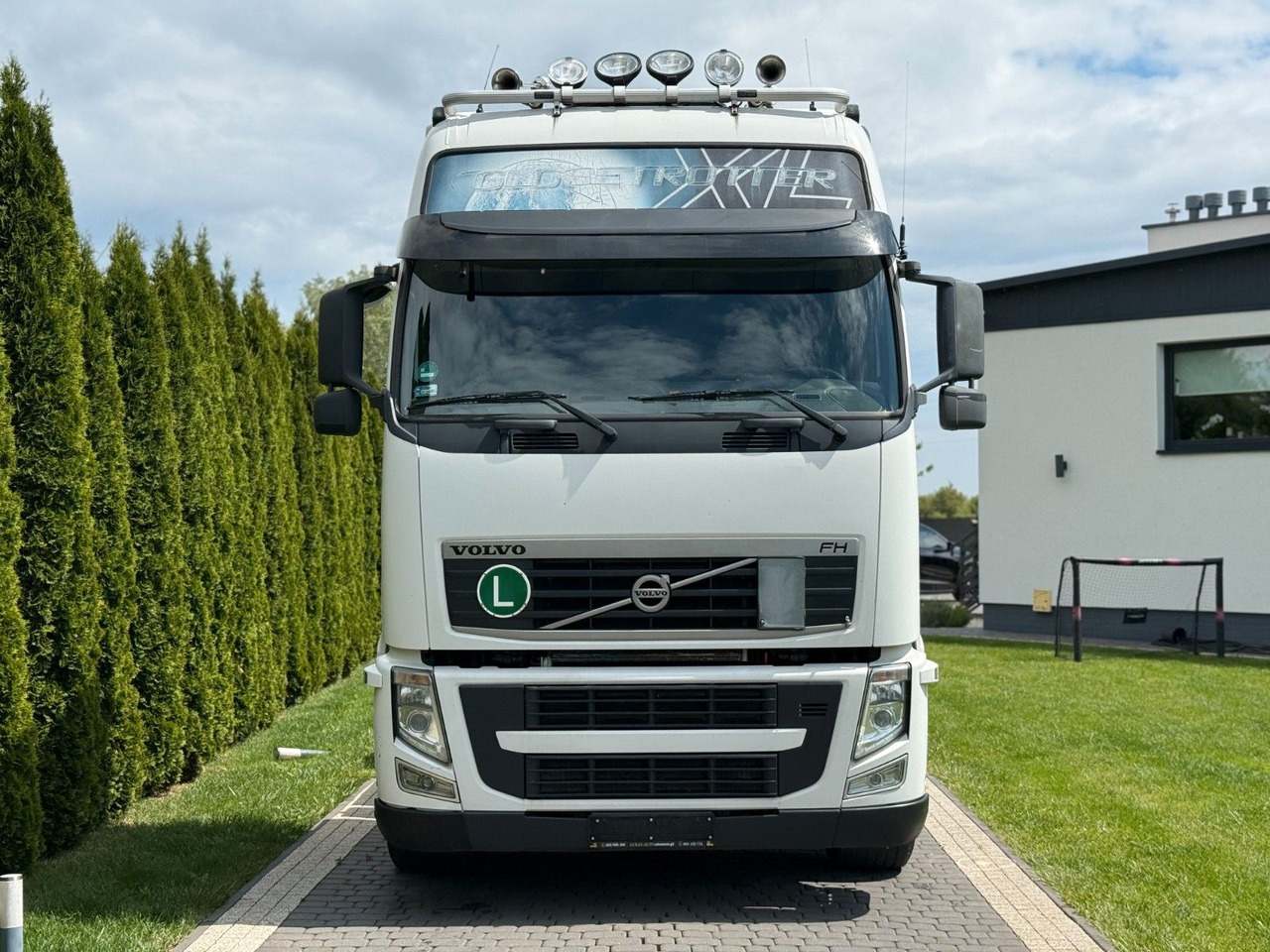 Volvo FH 460 EEV XL - Tractor head: gambar 2 Volvo FH 460 EEV XL - Tractor head: gambar 2
