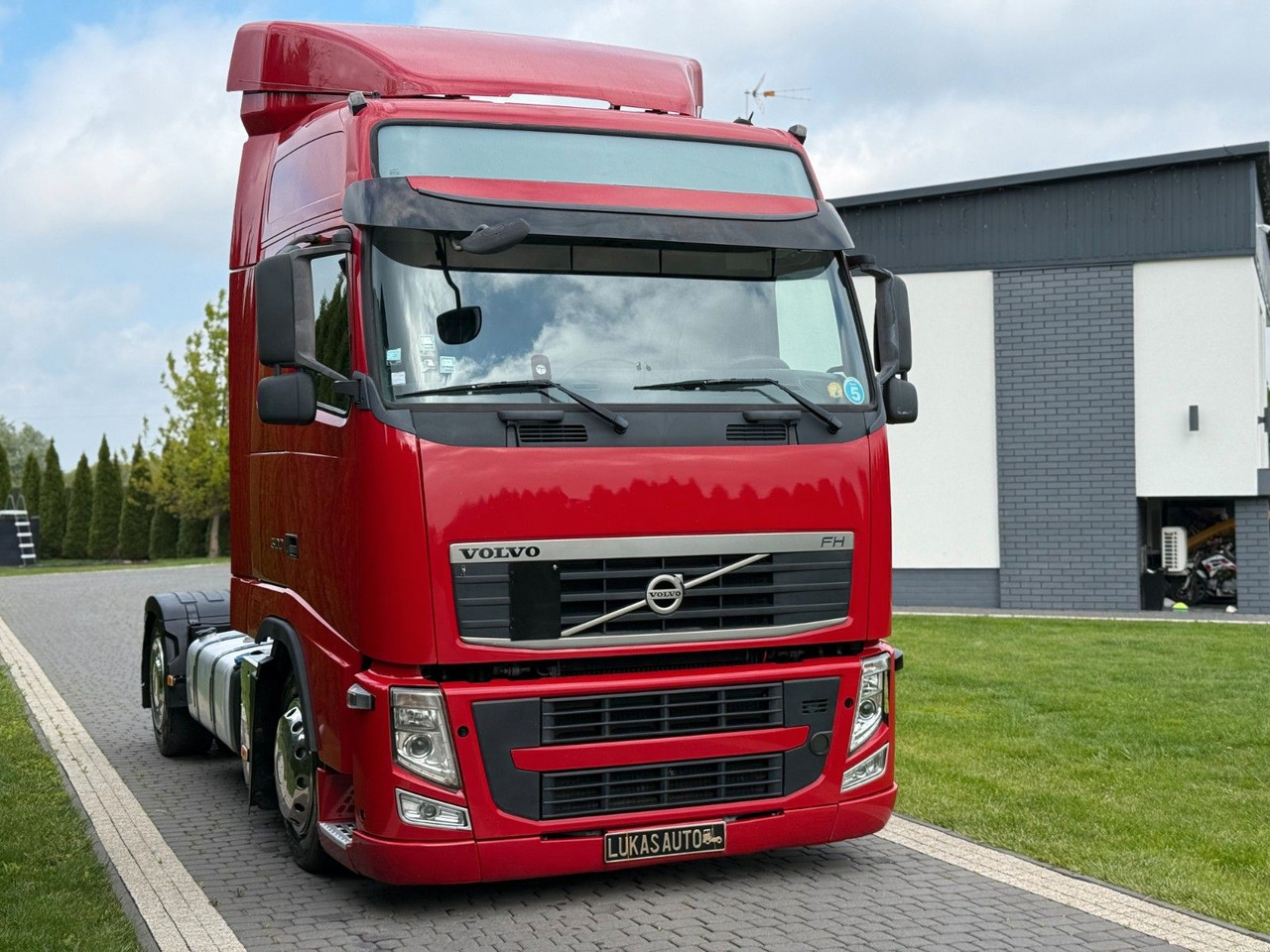Volvo FH 500 LOW DECK LOW KMS - Tractor head: gambar 4 Volvo FH 500 LOW DECK LOW KMS - Tractor head: gambar 4