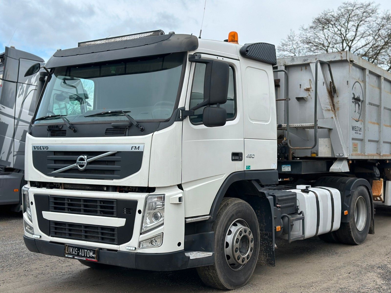 Volvo FM 450 HYDRAULIC AUTOMATIC - Tractor head: gambar 1 Volvo FM 450 HYDRAULIC AUTOMATIC - Tractor head: gambar 1