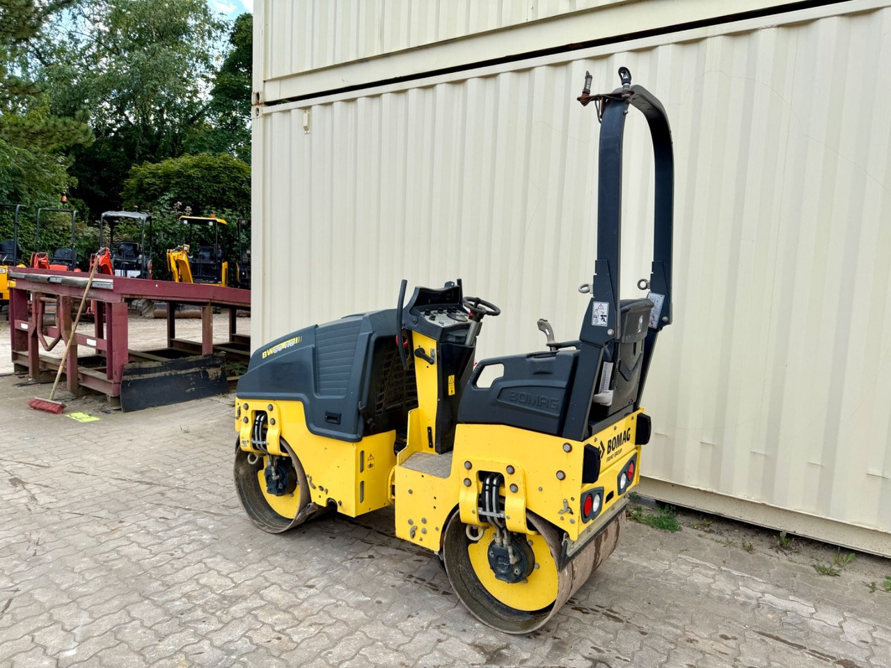 BOMAG BW80AD-5 / 2018 BJ / 1.005 H / 1.550 KG - Roller jalan: gambar 3 BOMAG BW80AD-5 / 2018 BJ / 1.005 H / 1.550 KG - Roller jalan: gambar 3