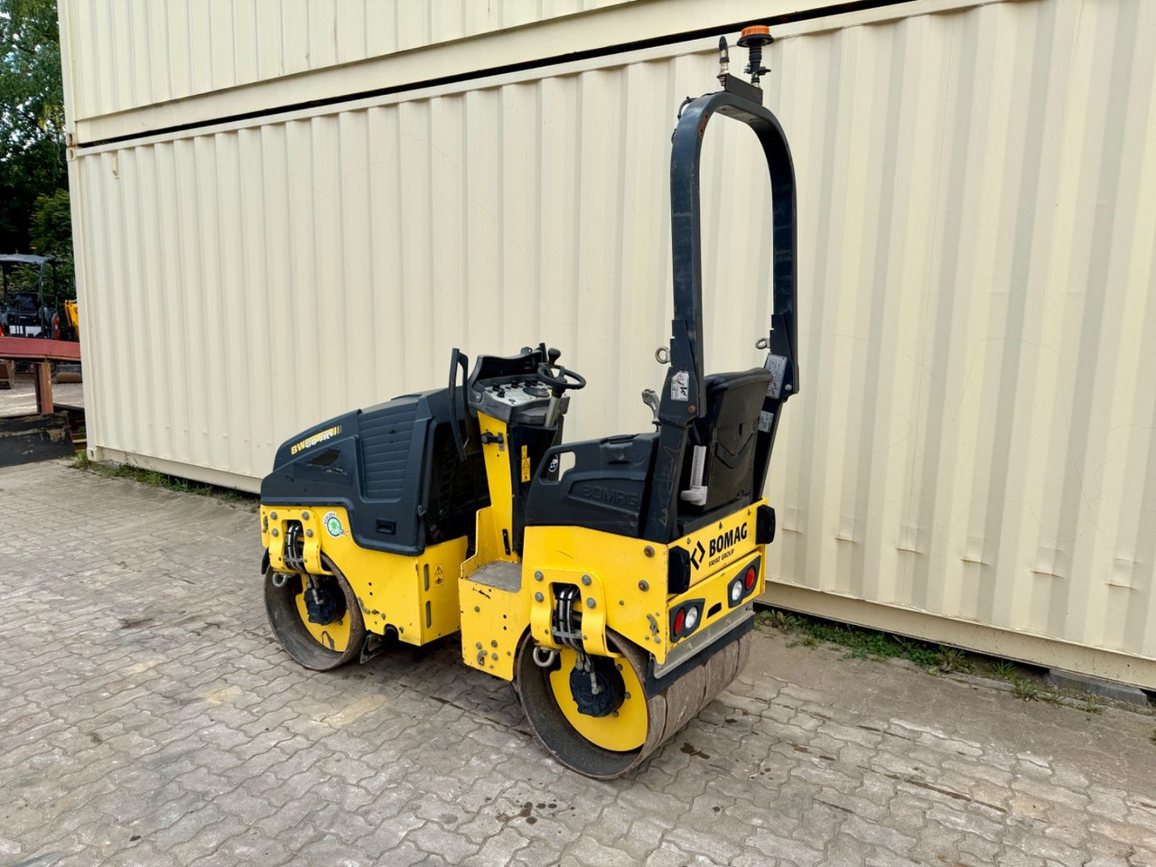 BOMAG BW80AD-5 / 2020 BJ / 426 H / 1.550 KG - Roller jalan: gambar 3 BOMAG BW80AD-5 / 2020 BJ / 426 H / 1.550 KG - Roller jalan: gambar 3