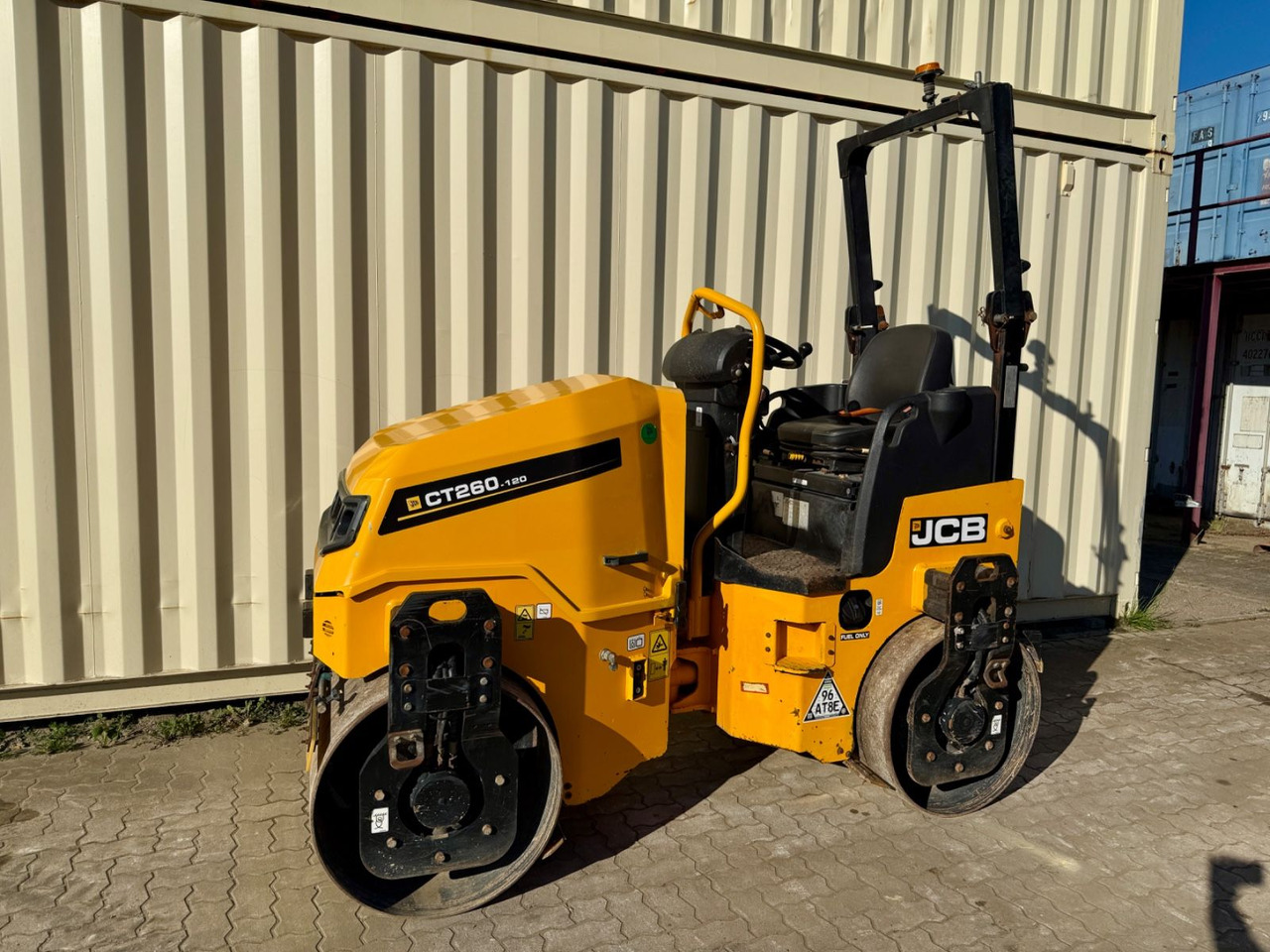 JCB CT260-120 / 2019 BJ / 751 H / 2.560 KG - Roller jalan: gambar 1 JCB CT260-120 / 2019 BJ / 751 H / 2.560 KG - Roller jalan: gambar 1