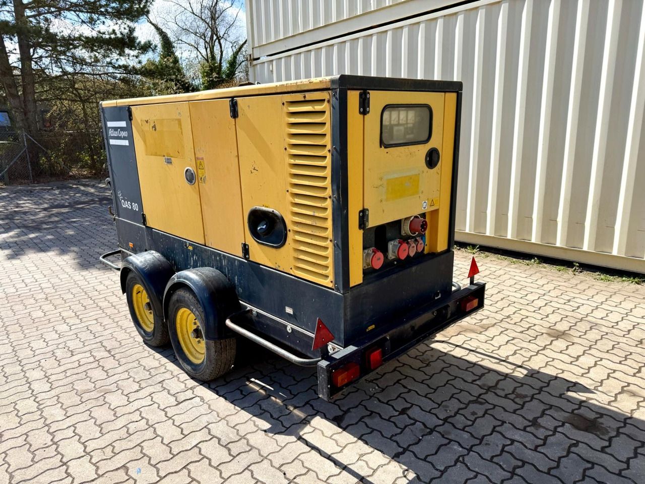 Atlas Copco QAS80 Generator / Perkins Motor - Peralatan lainnya: gambar 4 Atlas Copco QAS80 Generator / Perkins Motor - Peralatan lainnya: gambar 4