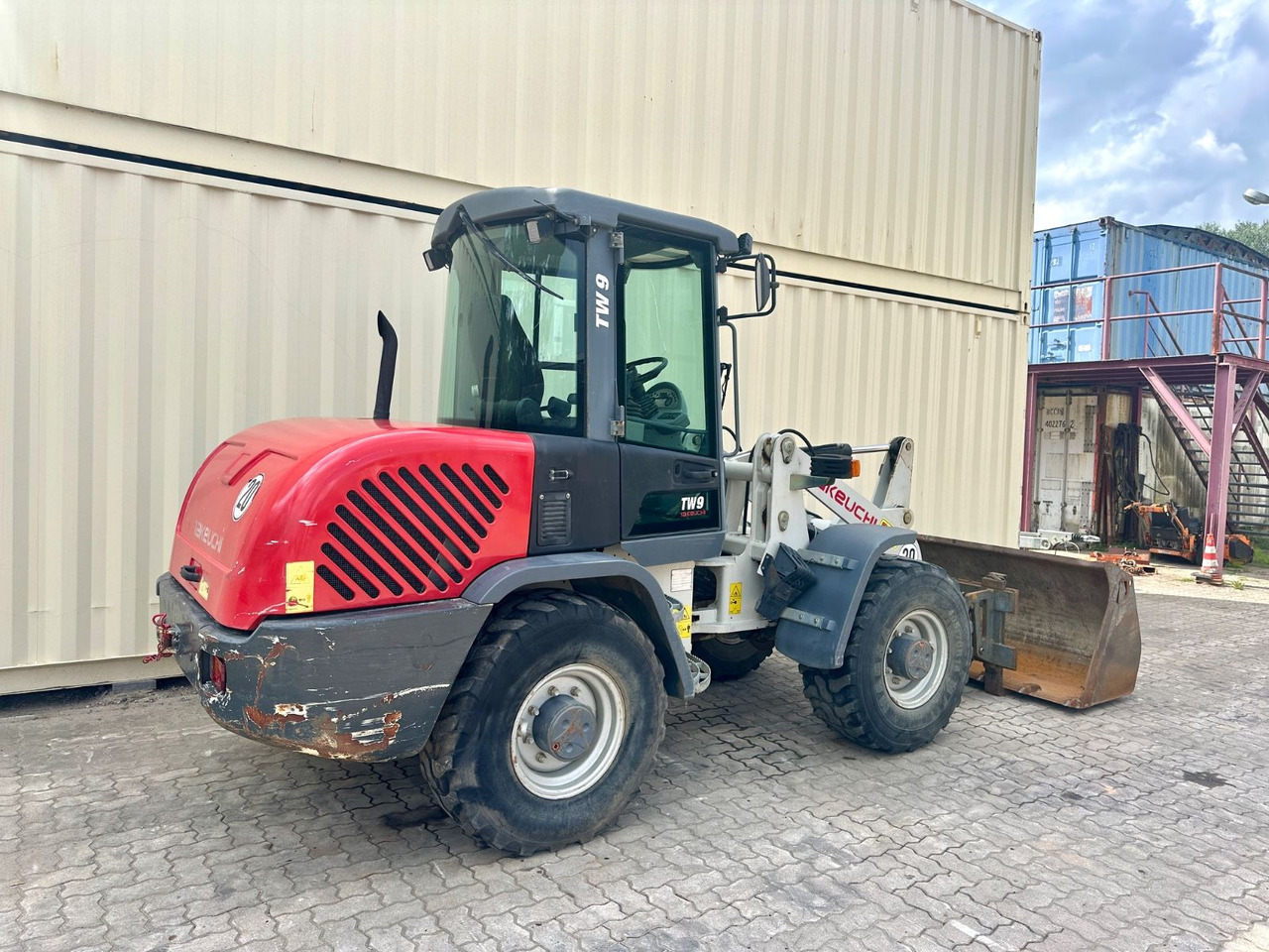 Takeuchi TW9 /4.800 KG /Deutsche Maschine /Gabel+Schaufel - Wheel loader: gambar 5 Takeuchi TW9 /4.800 KG /Deutsche Maschine /Gabel+Schaufel - Wheel loader: gambar 5