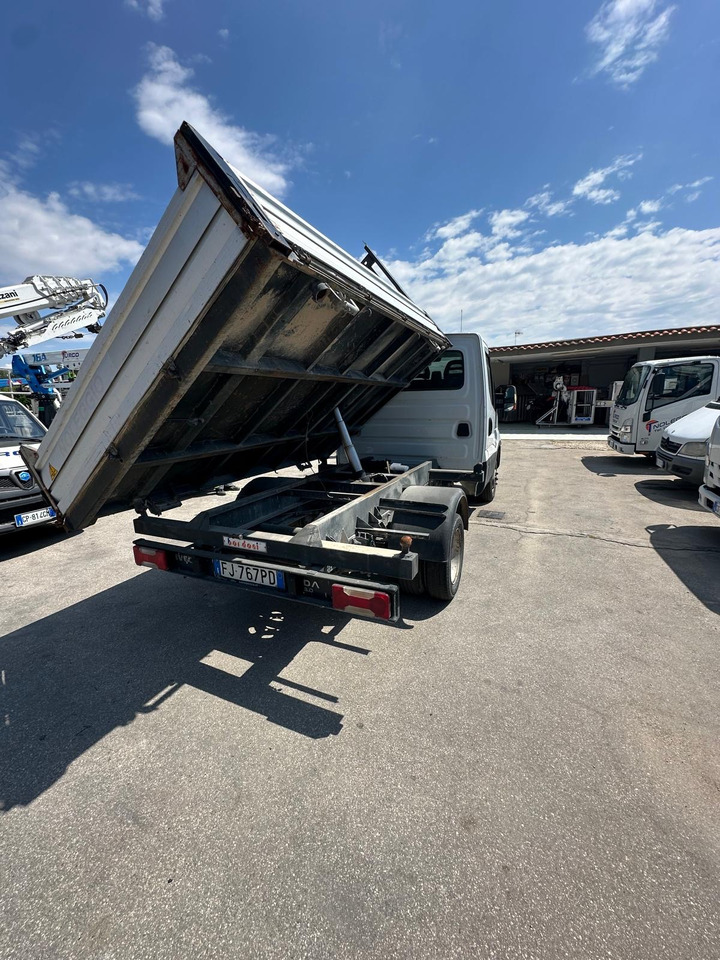 IVECO DAILY 35C12 - Truk jungkit: gambar 4 IVECO DAILY 35C12 - Truk jungkit: gambar 4