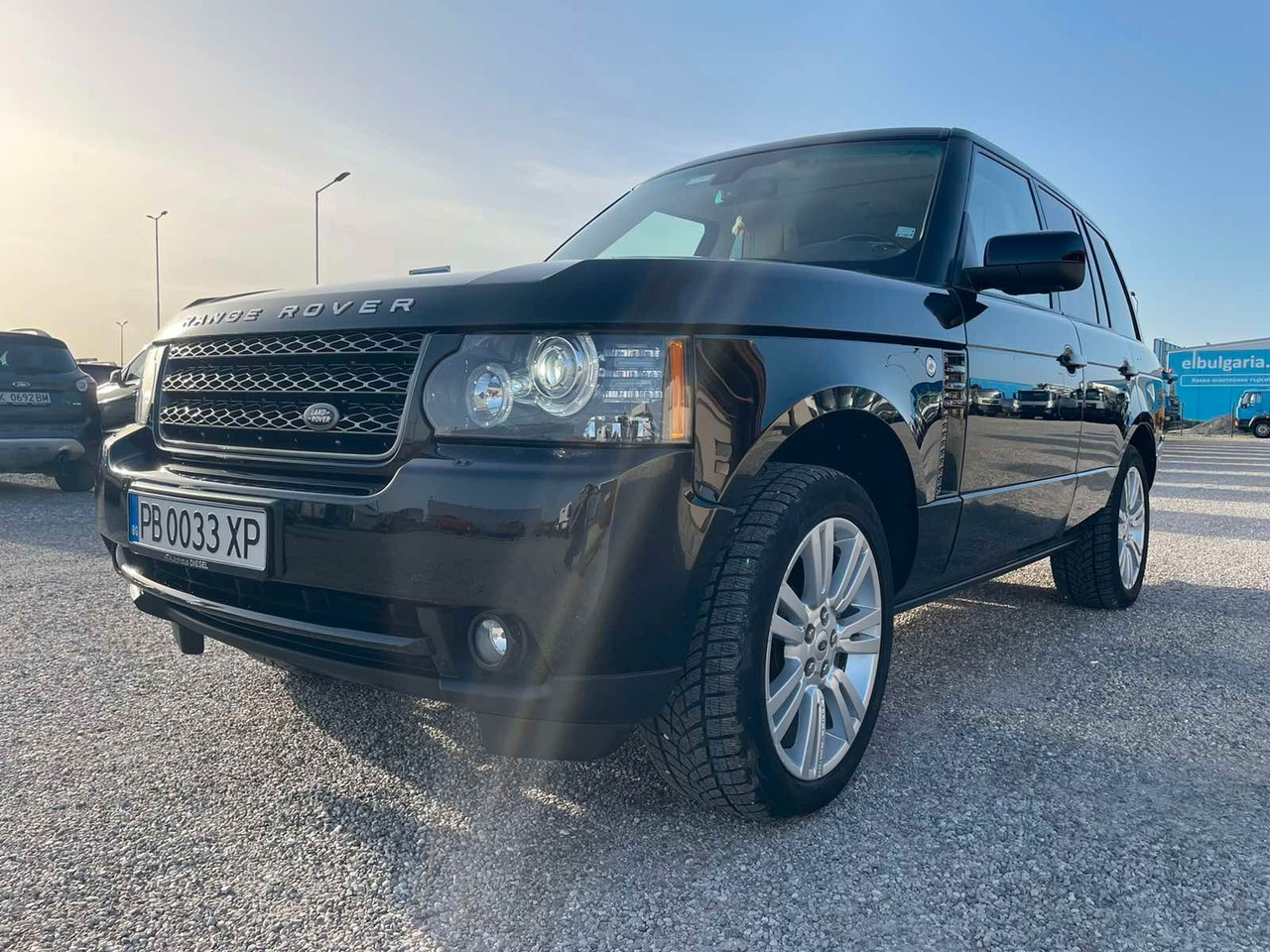 Land Rover Range Rover Vogue 4.4 TDV8 - Mobil SUV: gambar 3 Land Rover Range Rover Vogue 4.4 TDV8 - Mobil SUV: gambar 3