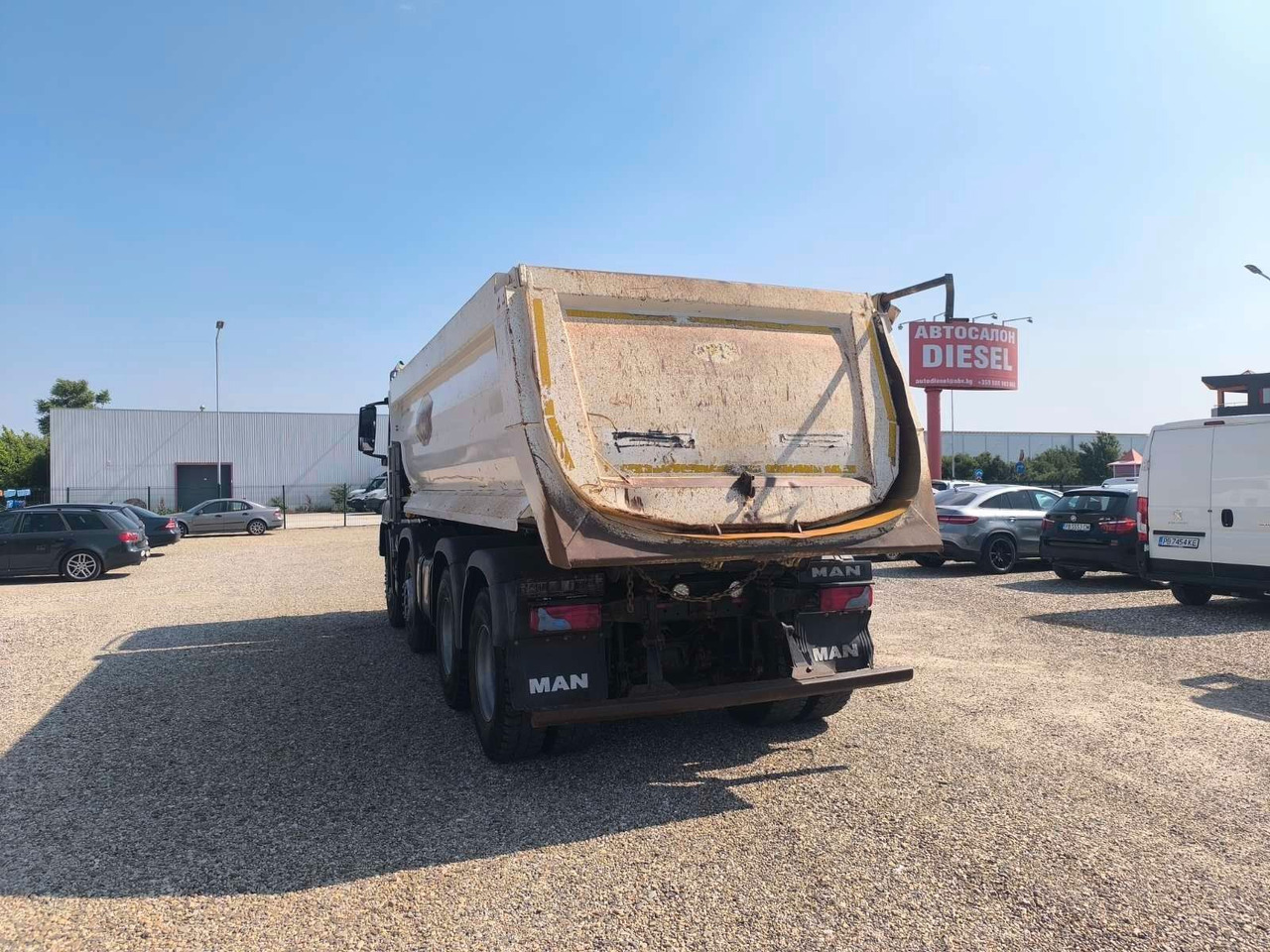 MAN TGS 41.420 MEILLER KIPPER - Truk skip loader: gambar 5 MAN TGS 41.420 MEILLER KIPPER - Truk skip loader: gambar 5